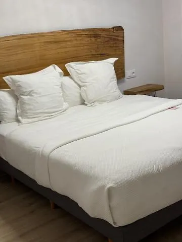 Boutique Albussanluis Hotel *